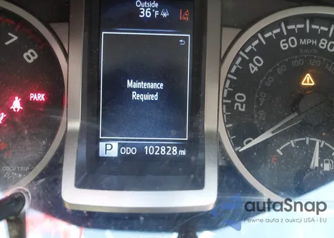 2021 Toyota Tacoma Sr5 V6 из США, поврежденный, VIN 3TYSZ5ANXMT010581